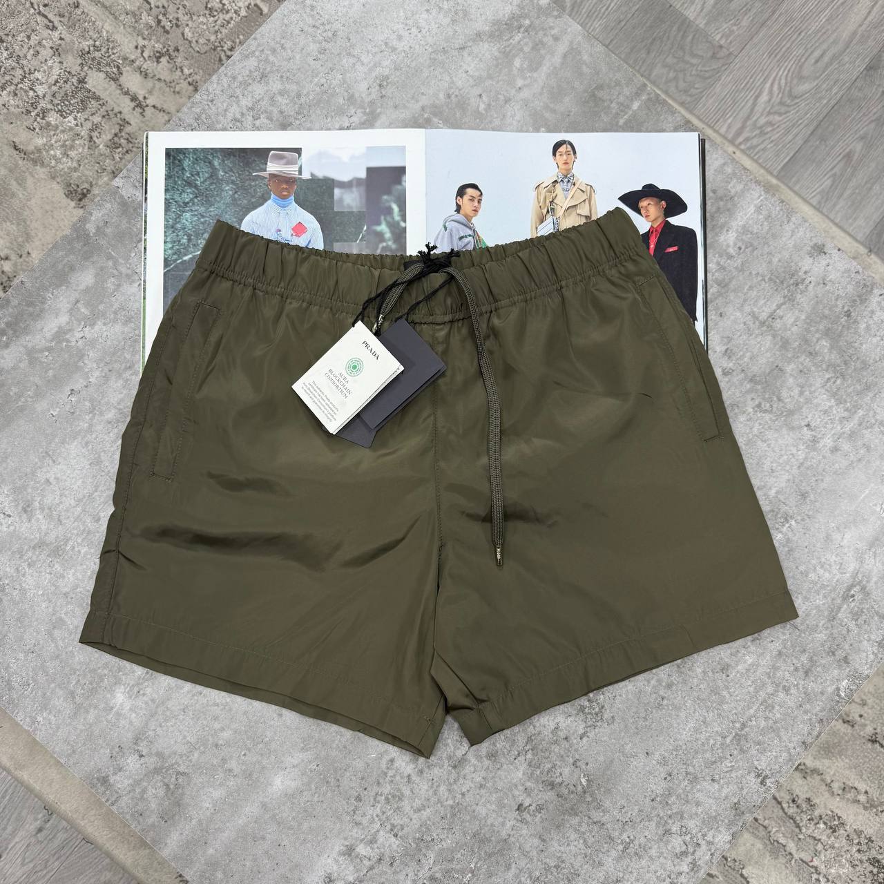 PDA RE-NYLON SHORTS - OLIVE