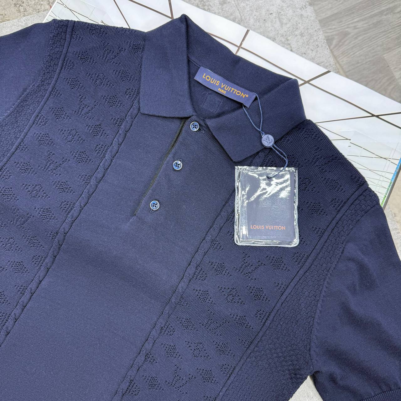 LVE SHORT SLEEVED POLO - NAVY
