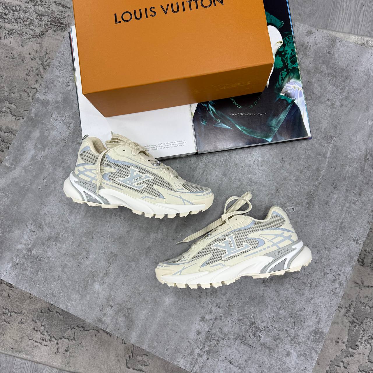 LVE TACTIC TRAINER - BEIGE