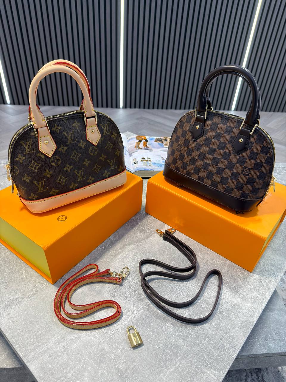 LVE ALMA BB HANDBAG - BEIGE / BROWN