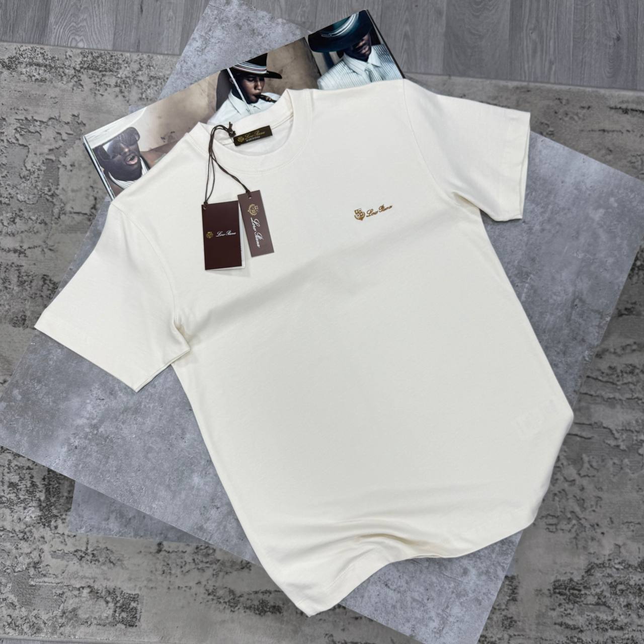 LORO CREWNECK TSHIRT - WHITE