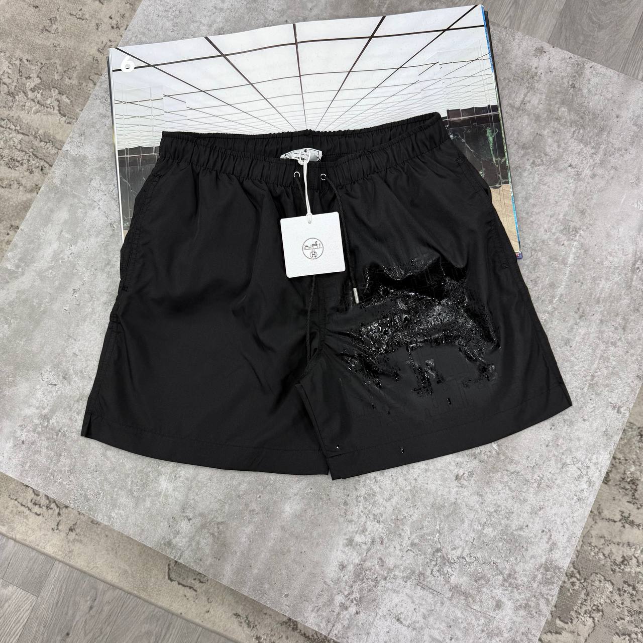 H SWIM SHORTS - BLACK
