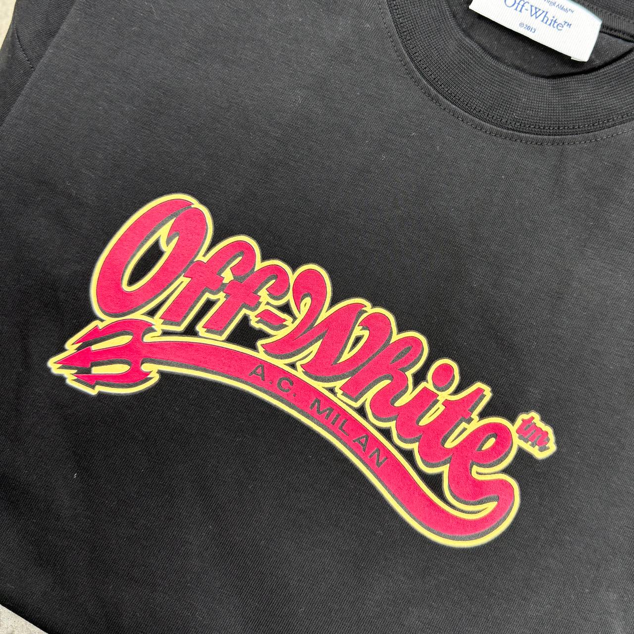OW TSHIRT - BLACK