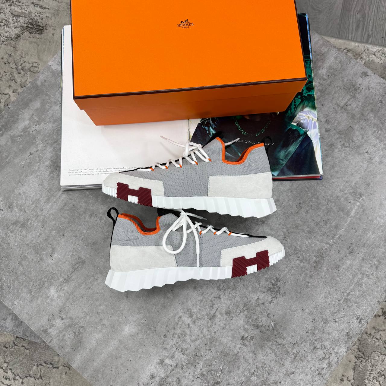 H TRAINER - GREY / WHITE