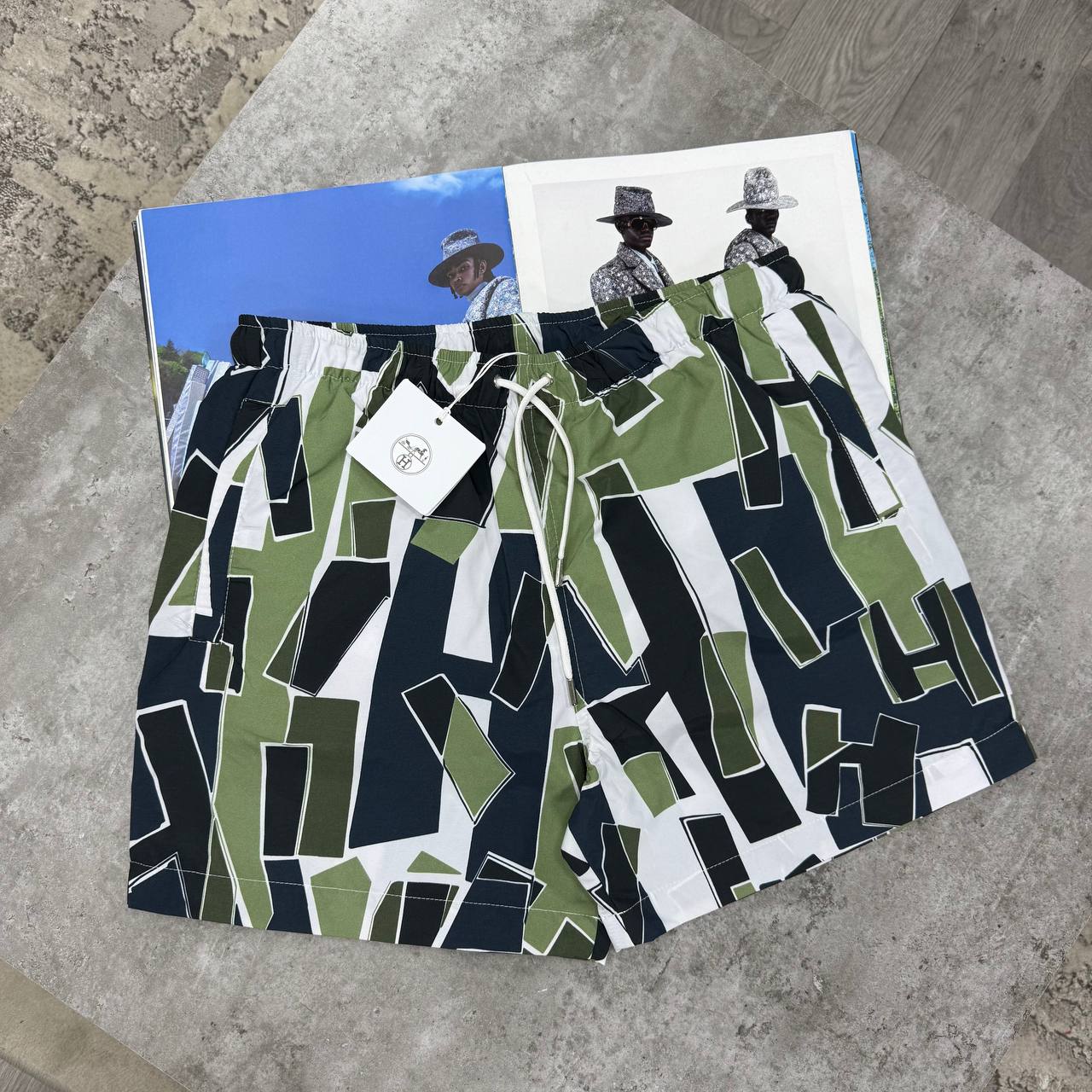 H SWIM SHORTS - GREEN