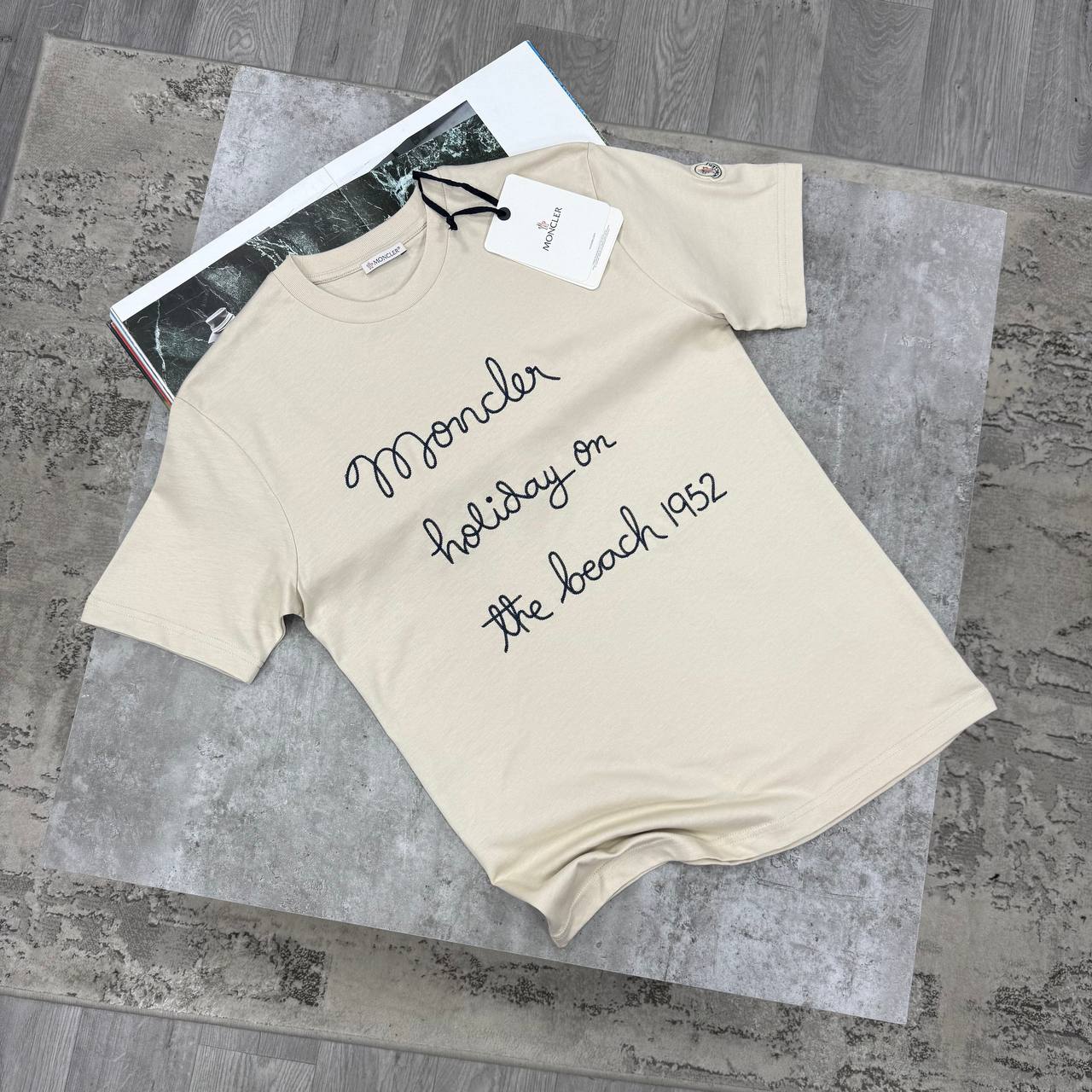 MNCLR CALLIGRAPHY TSHIRT - BEIGE
