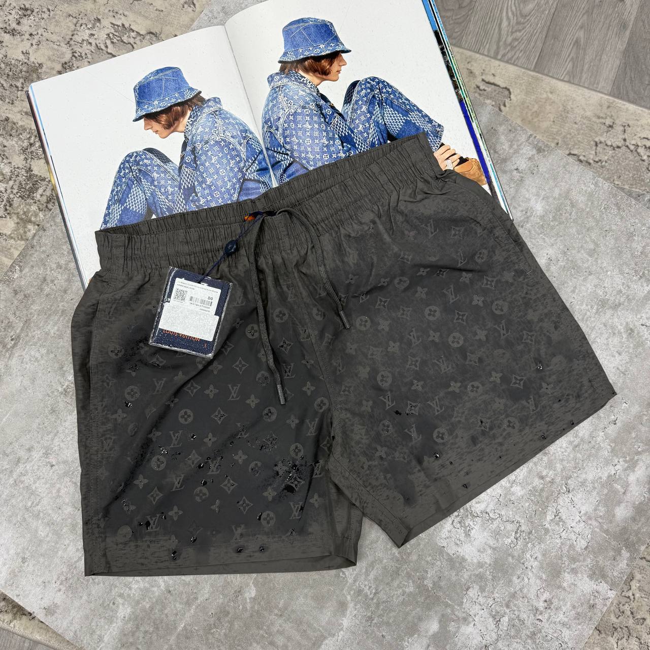 LVE SILK SWIM SHORTS - CHARCOAL