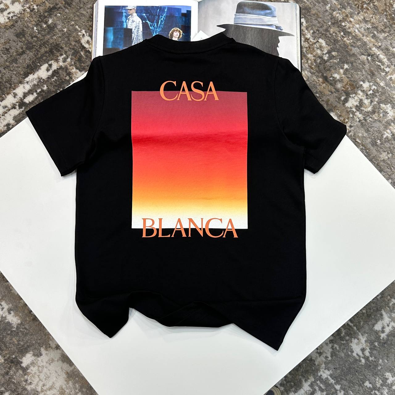 CB GRADIENT SQUARE TSHIRT - BLACK