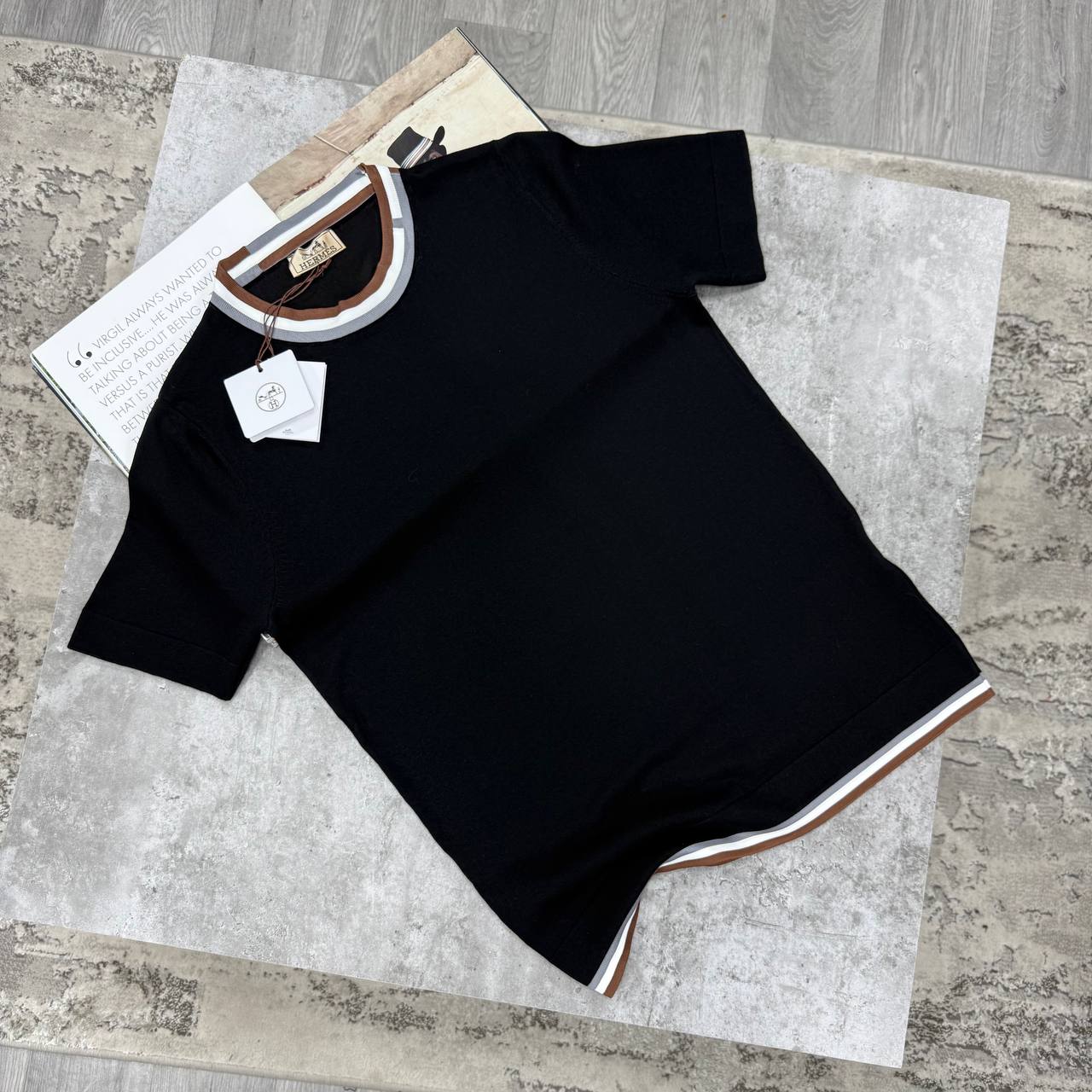 H STRIPPED TRIM TSHIRT - BLACK