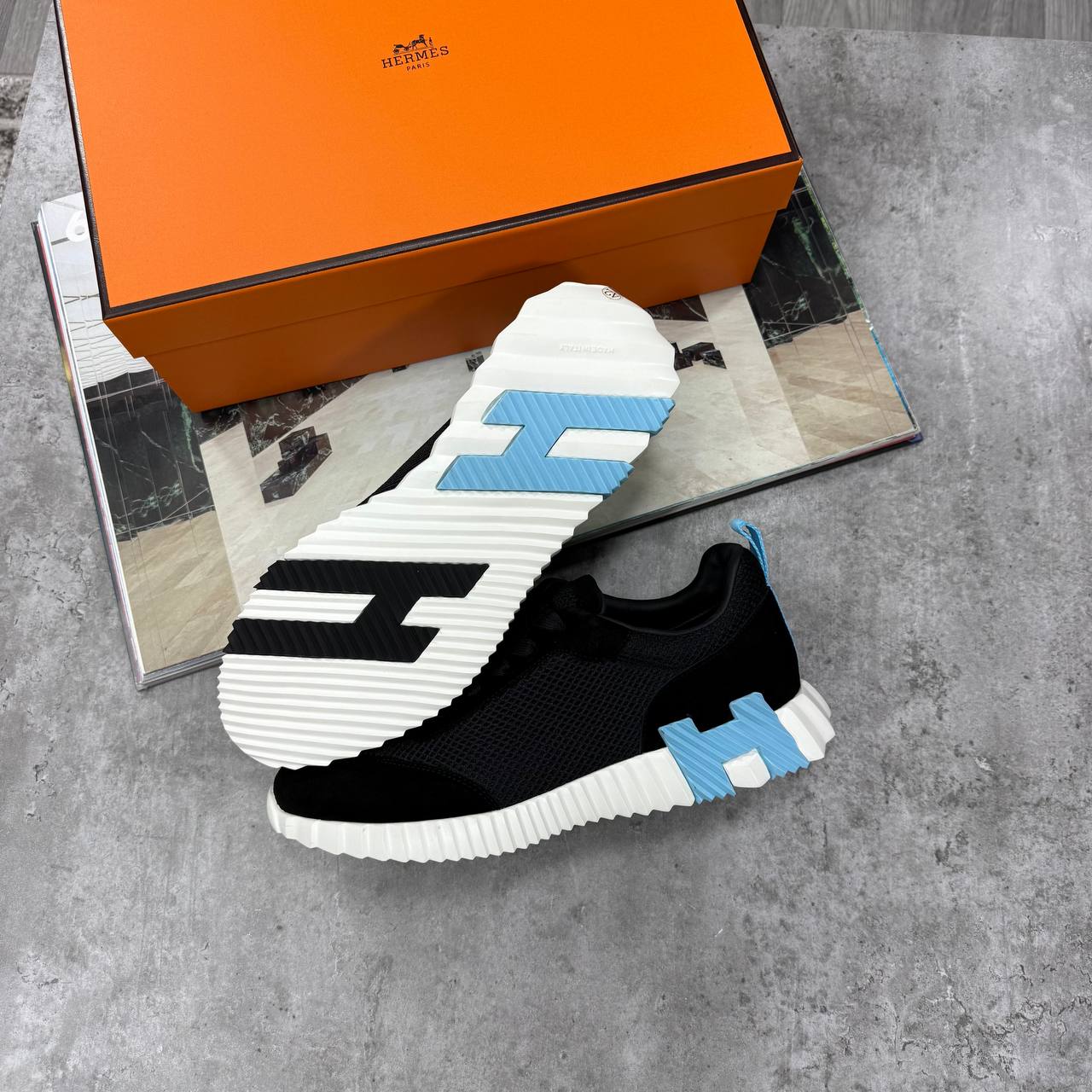 H TRAINER - BLACK / SKYBLUE