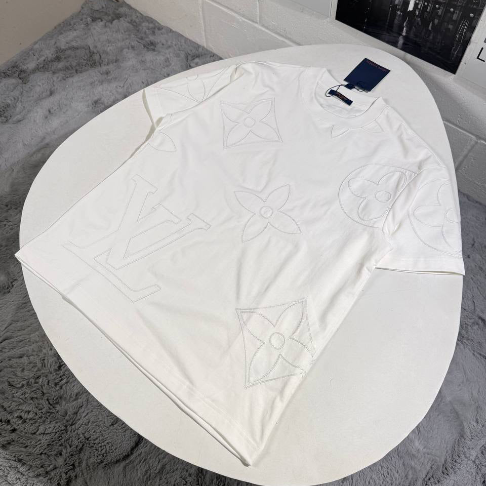 LVE MONOGRAM TSHIRT - WHITE