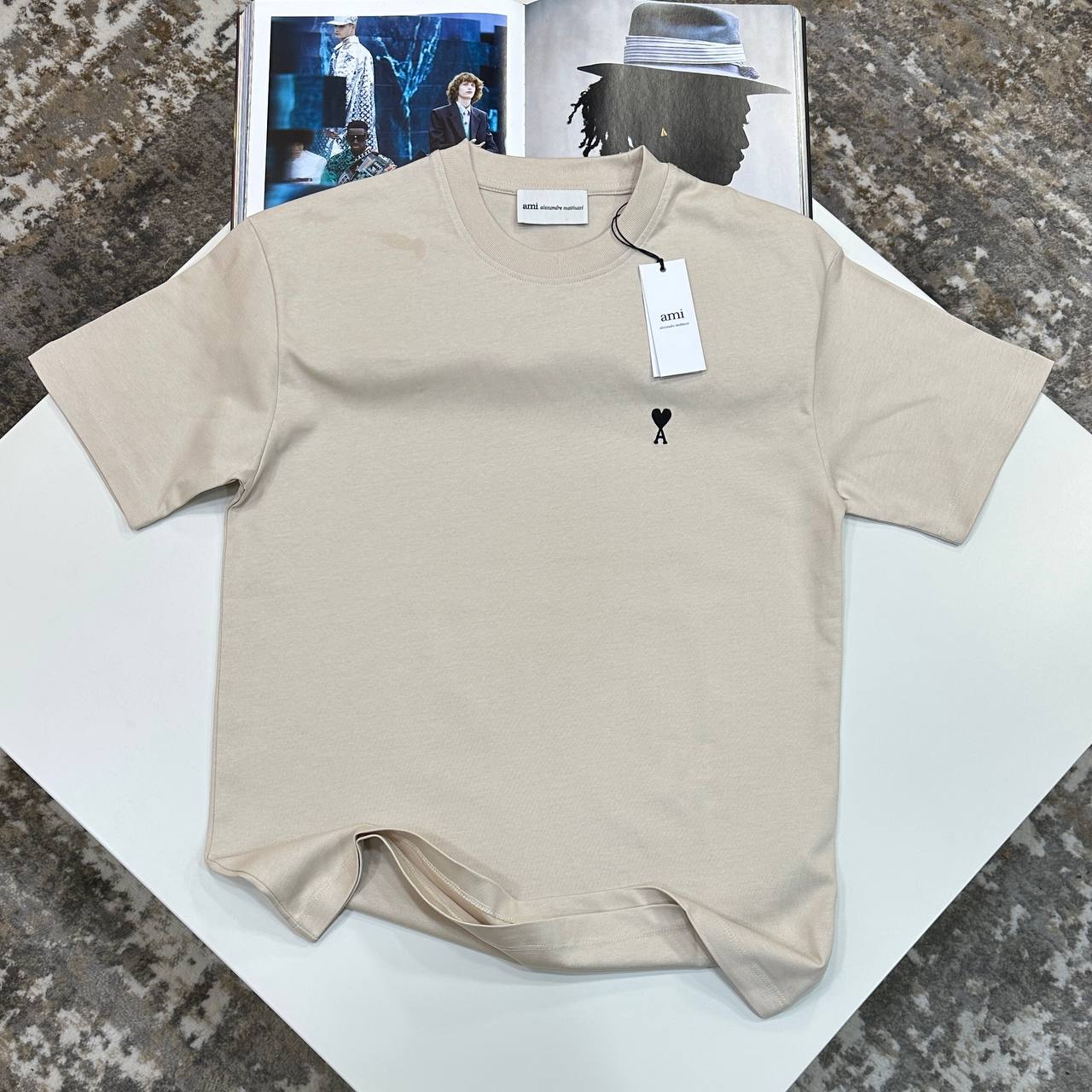 AMI TSHIRT - BEIGE