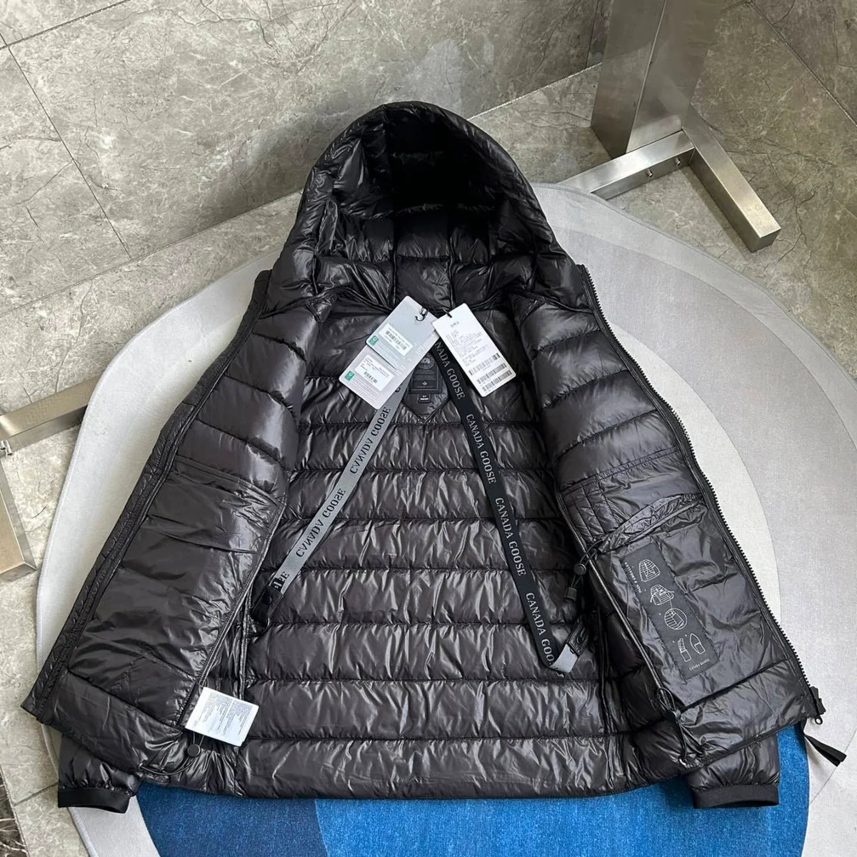 (PRE ORDER) CG CROFTON BLACK BADGE COAT - BLACK