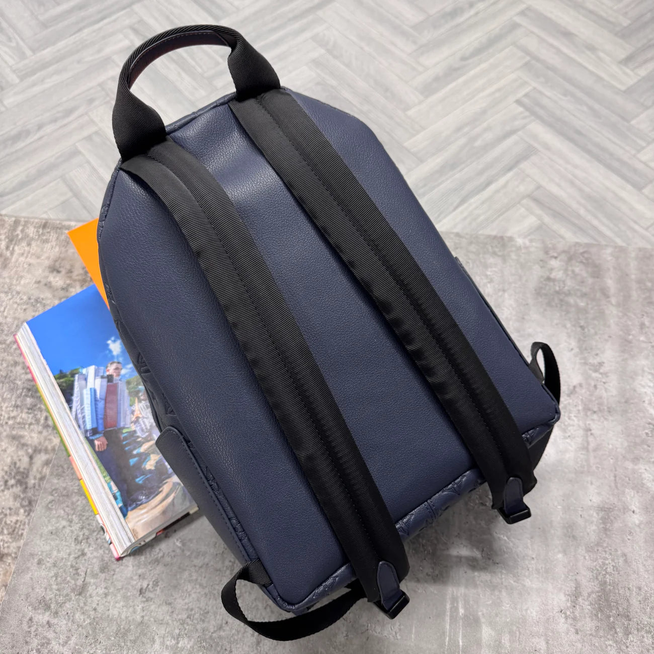 (PRE ORDER) LVE MONOGRAM BACKPACK - NAVY