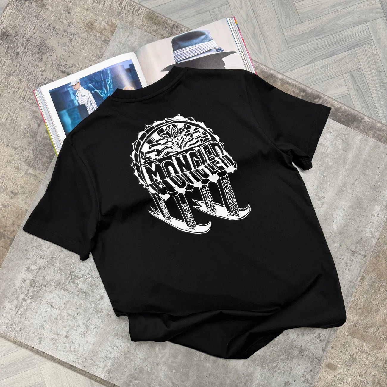 MNCLR SKETCH TSHIRT - BLACK
