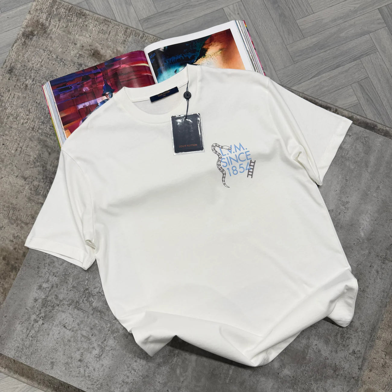 LVE 1854 TSHIRT - WHITE