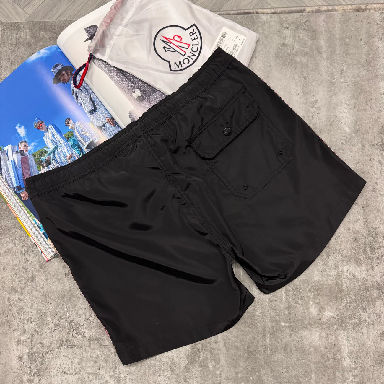 MNCLR STRIPED BAGGED SWIMS - BLACK