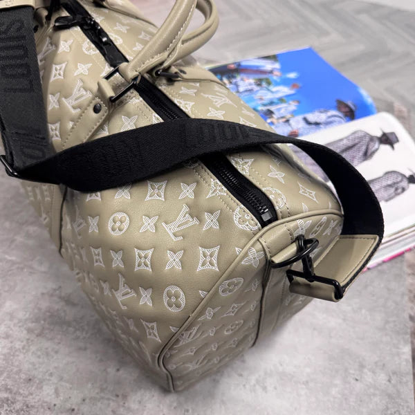 LVE DUFFEL BAG (50) - KHAKI