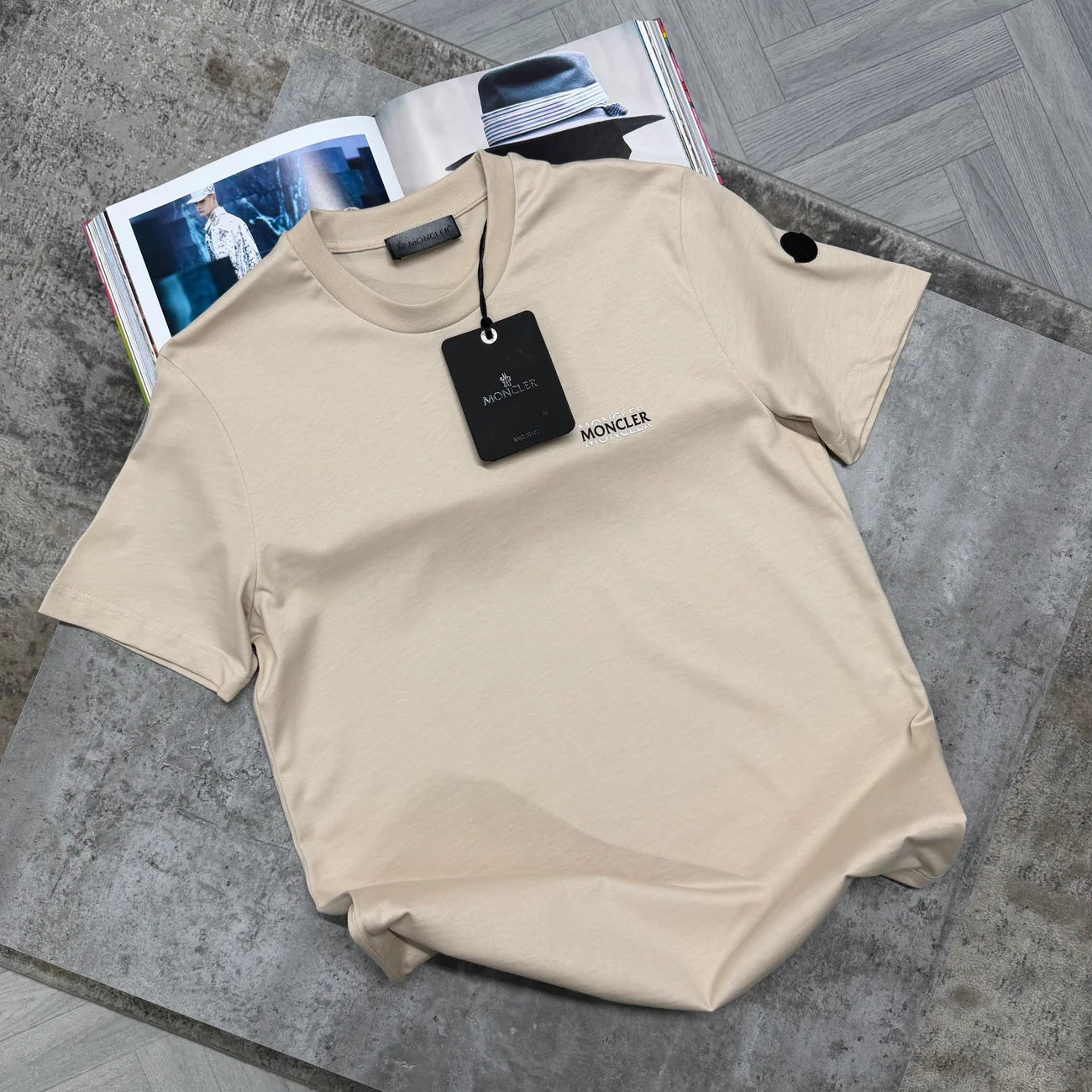 MNCLR SPLIT LOGO TSHIRT - BEIGE