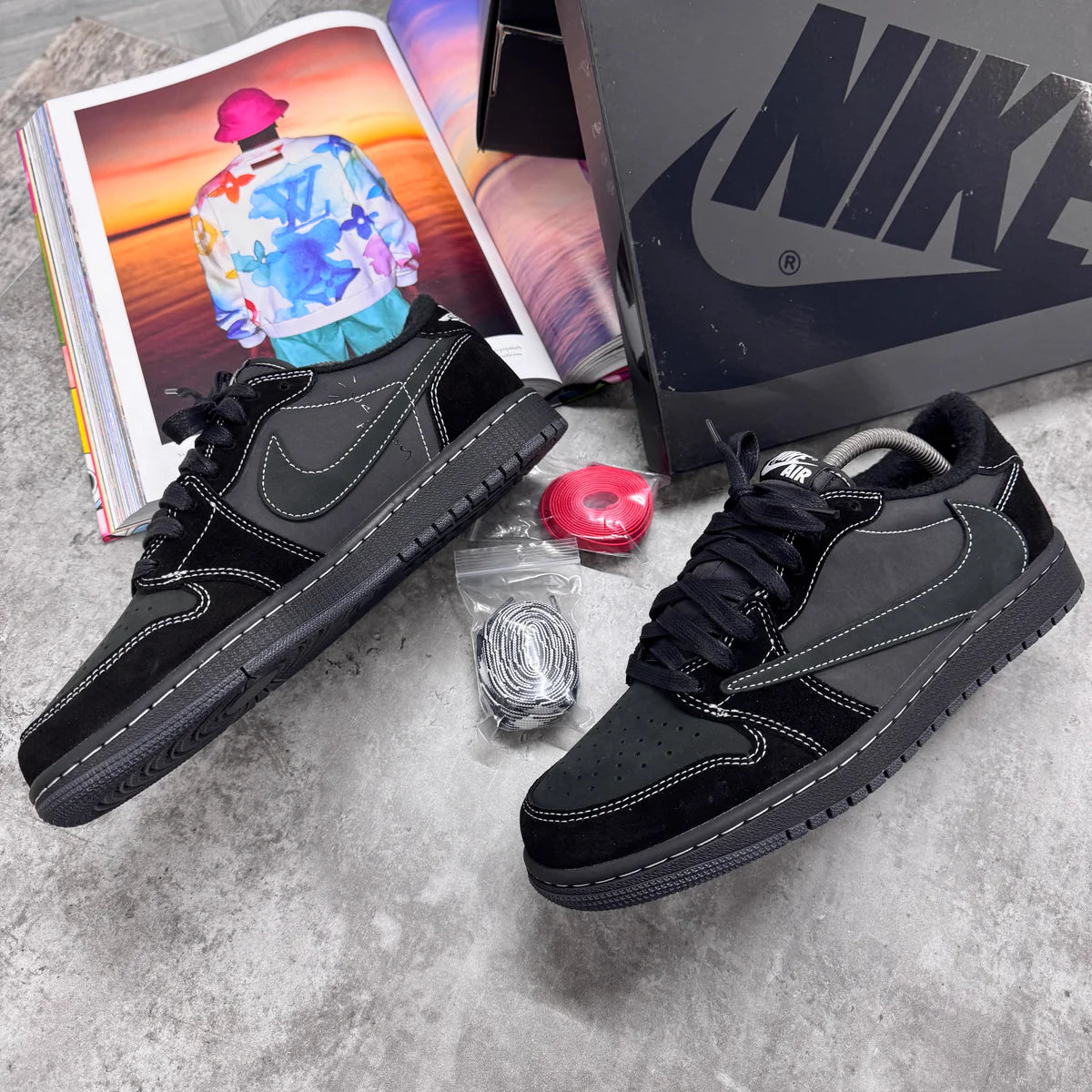(PRE ORDER) NI X TS JORDAN 1 - PHANTOM BLACK