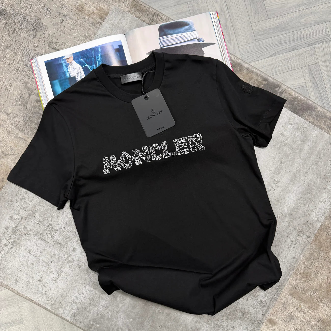 MNCLR SPACE TSHIRT - BLACK