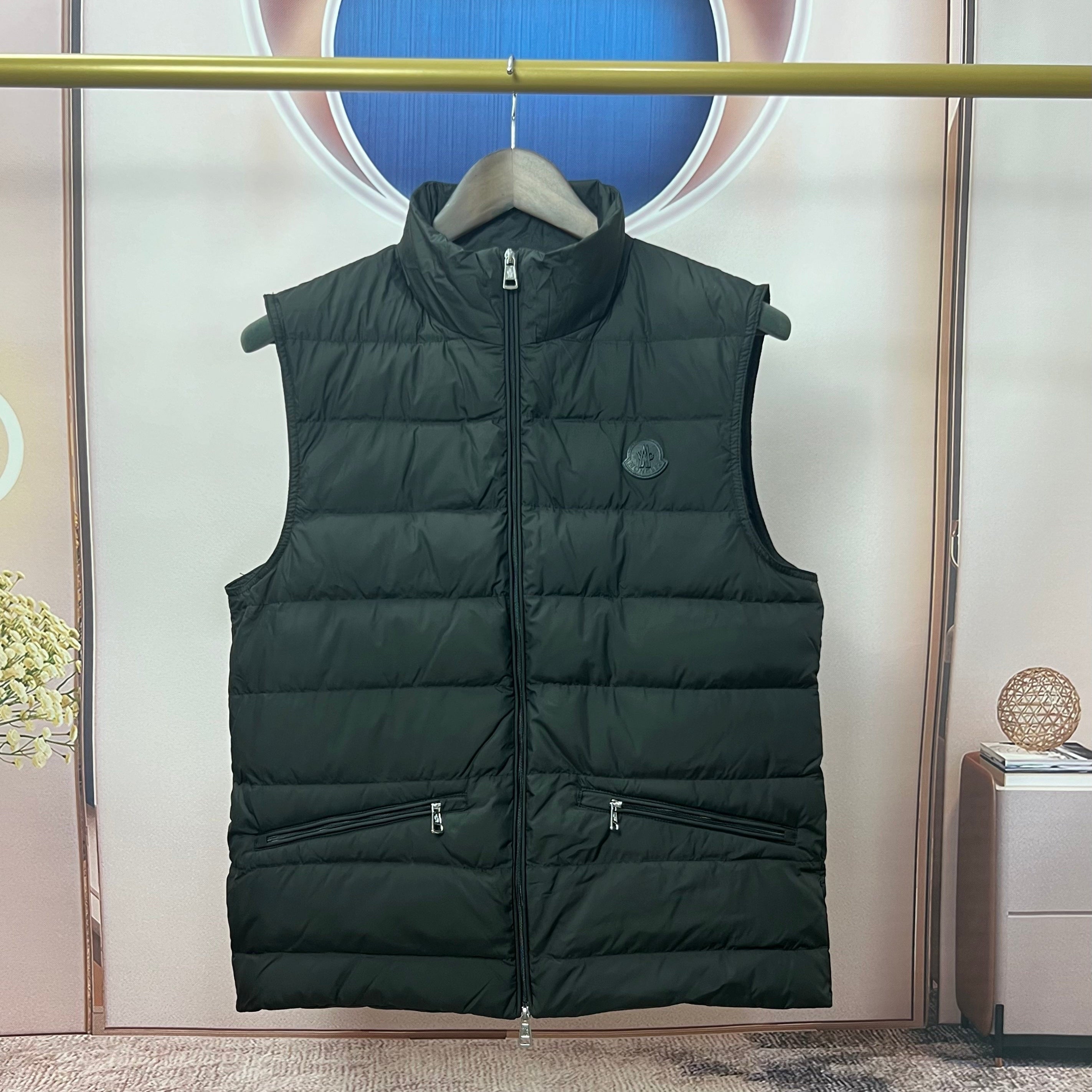 MNCLR BLACK LABEL GILET - BLACK