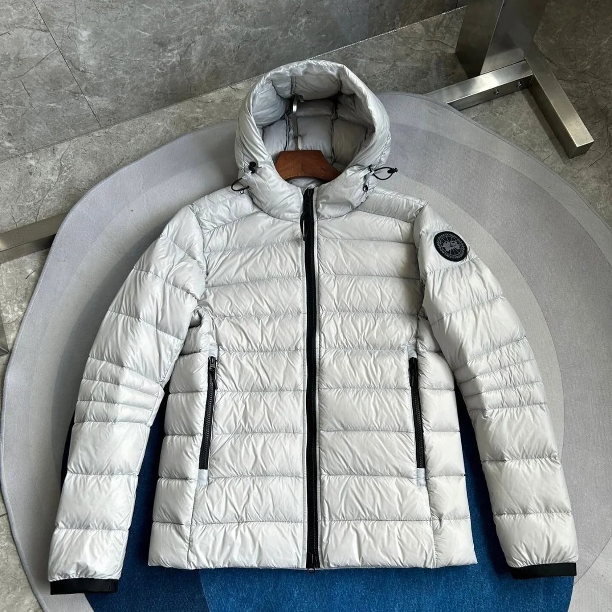 (PRE ORDER) CG CROFTON BLACK BADGE COAT - LIGHT GREY