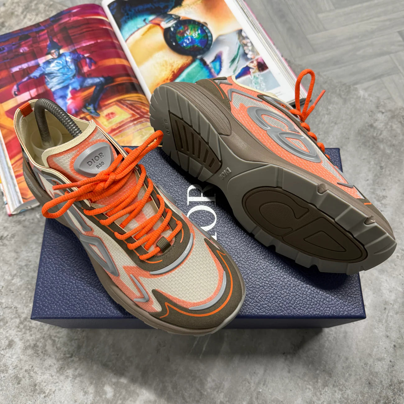 B30 TRAINER - ORANGE FROST