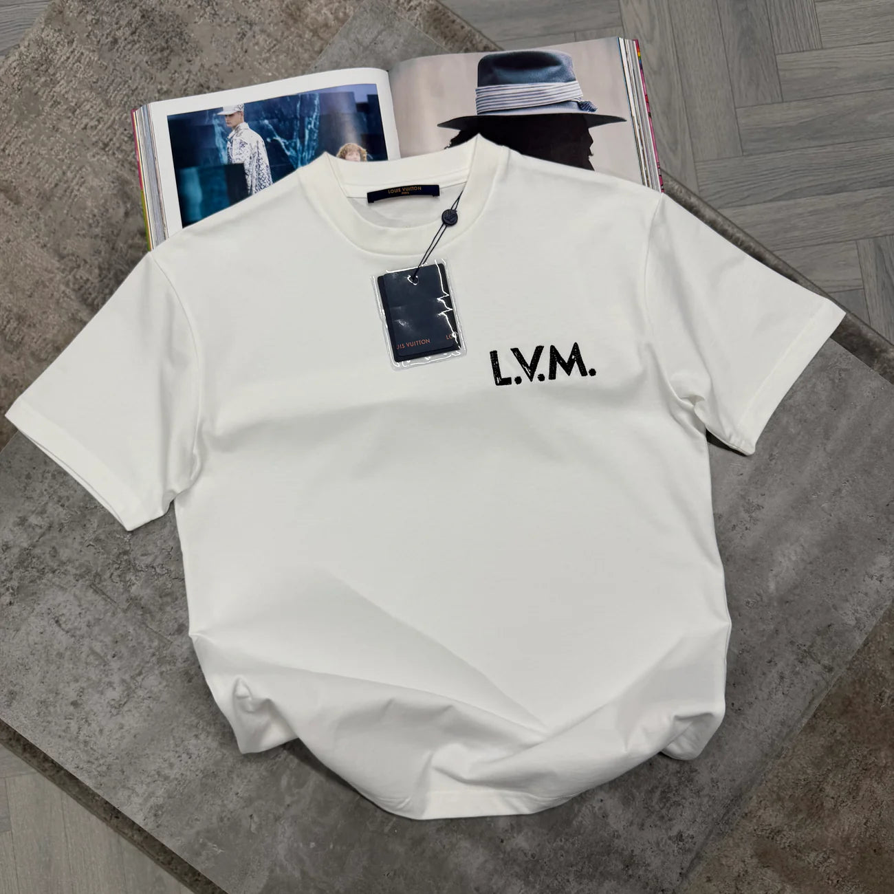 LVE LVM TSHIRT - WHITE