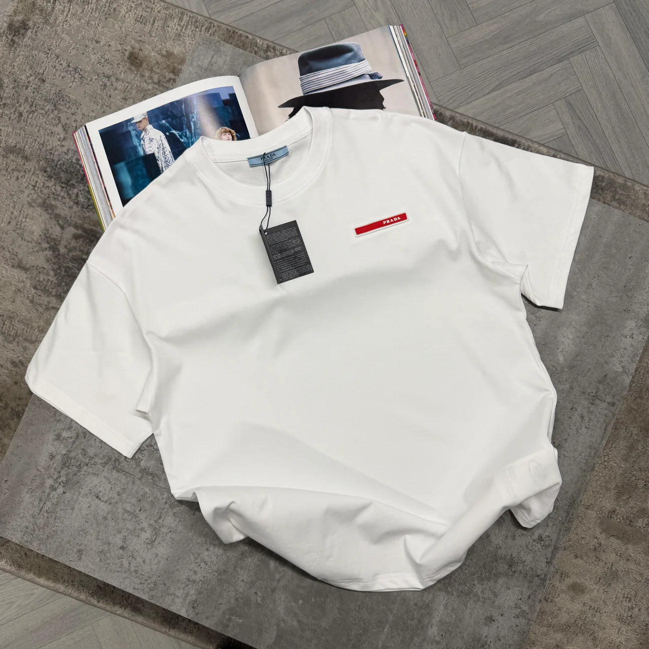 PDA LOGO TSHIRT - WHITE