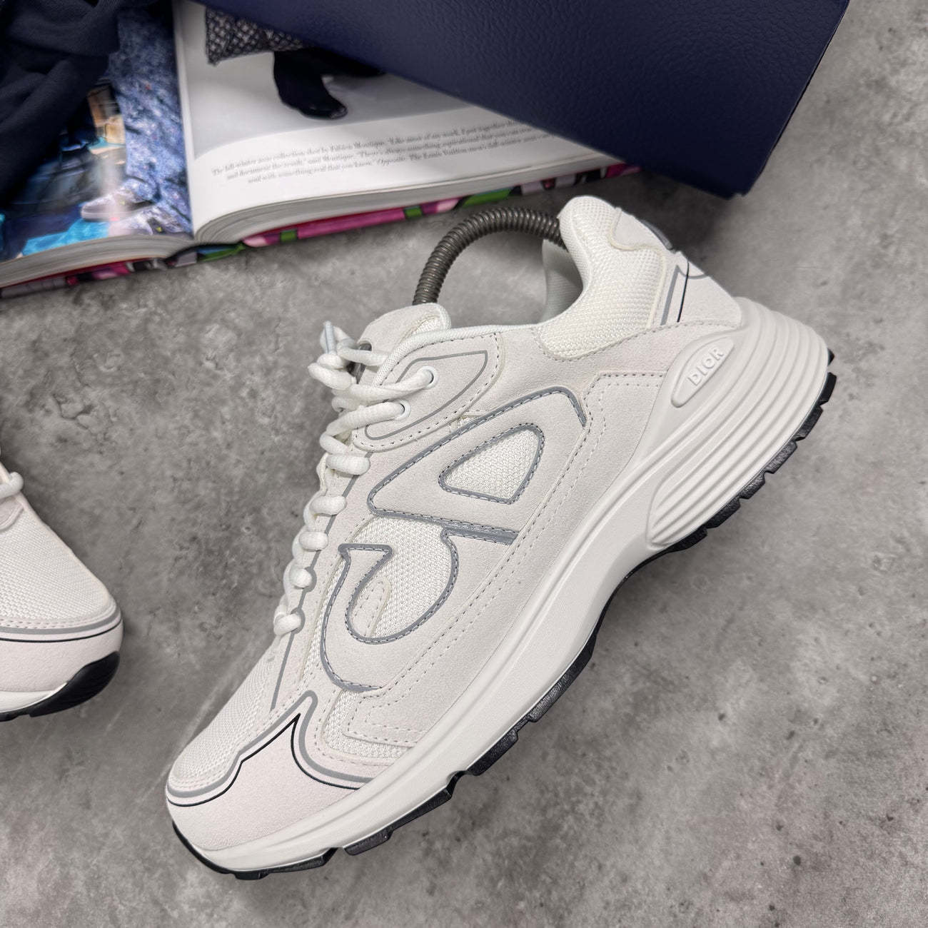B30 TRAINER - WHITE SUEDE