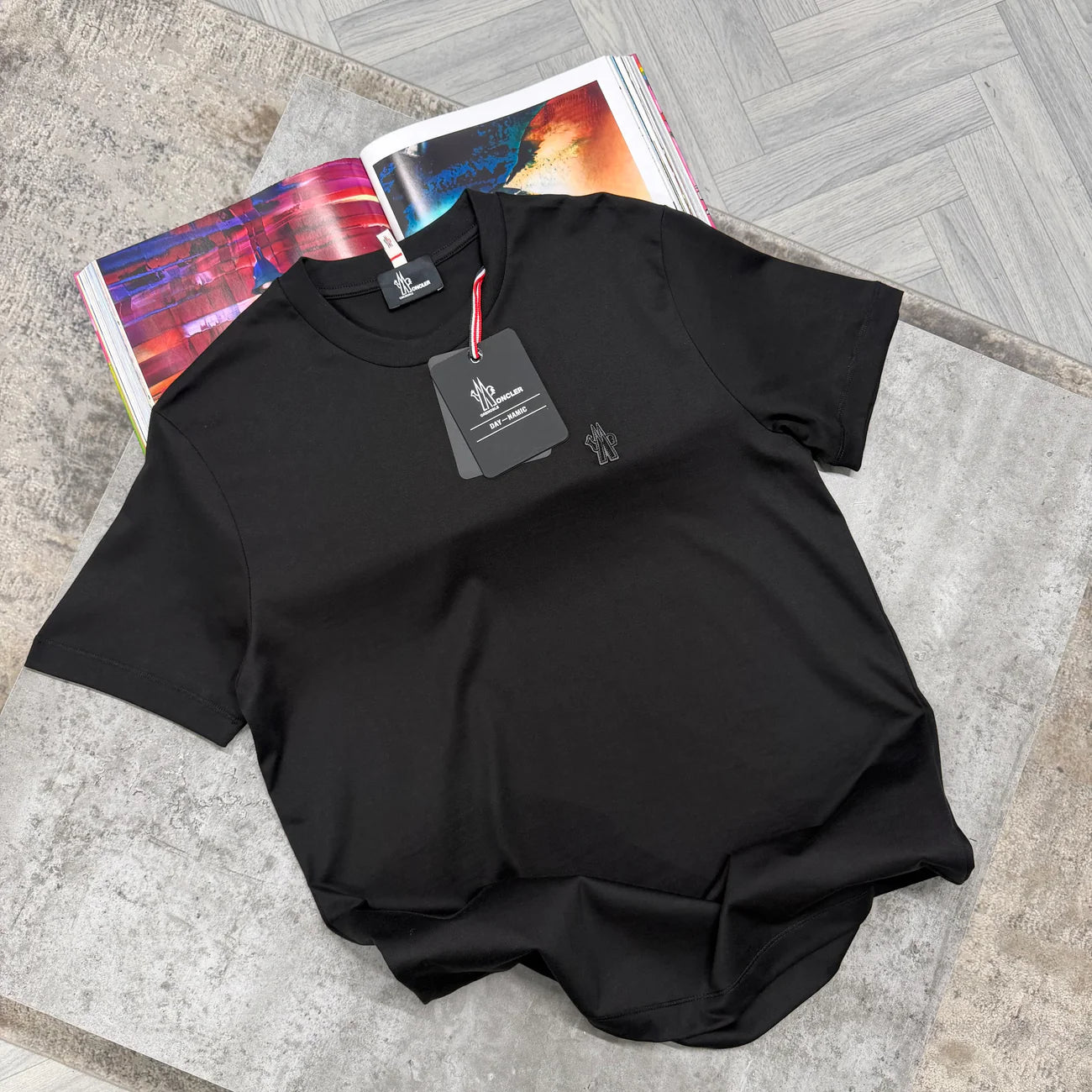 MNCLR GRENOBLE BADGE TSHIRT - BLACK
