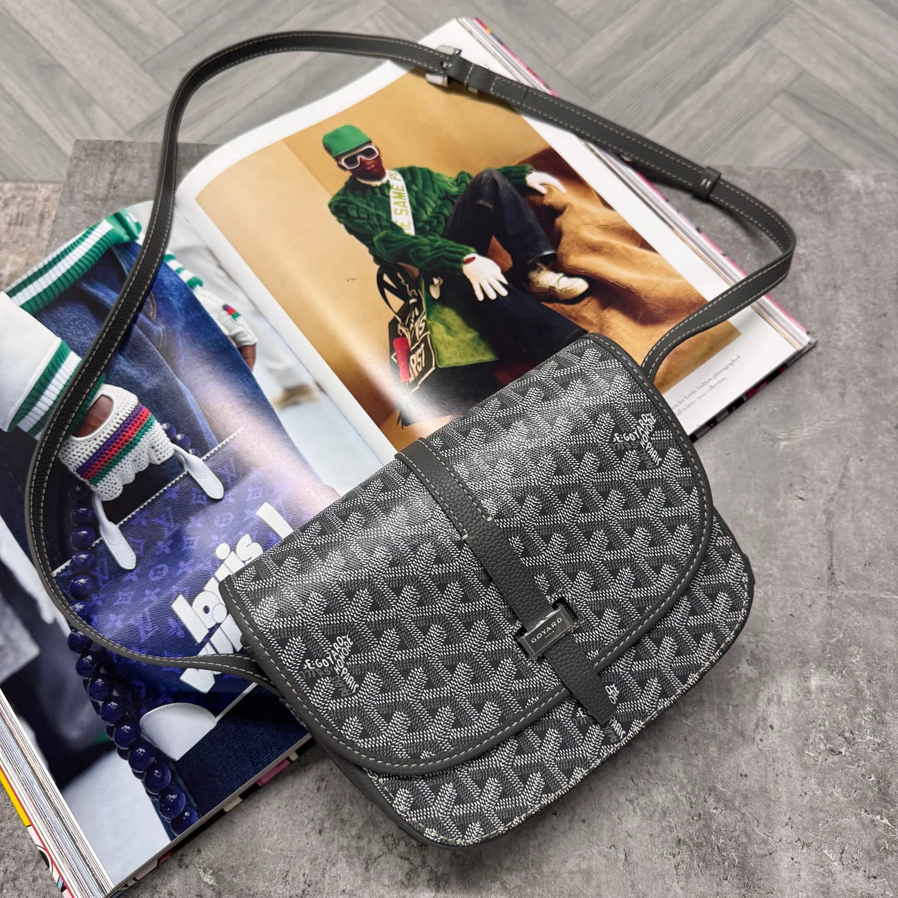 (PRE ORDER) GYRD MAN BAG - GREY