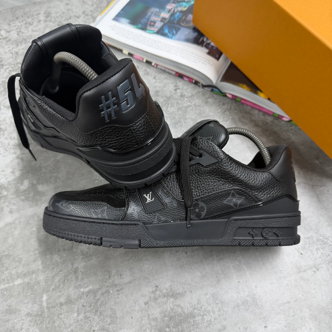 LVE HALF MONOGRAM TRAINER - BLACK