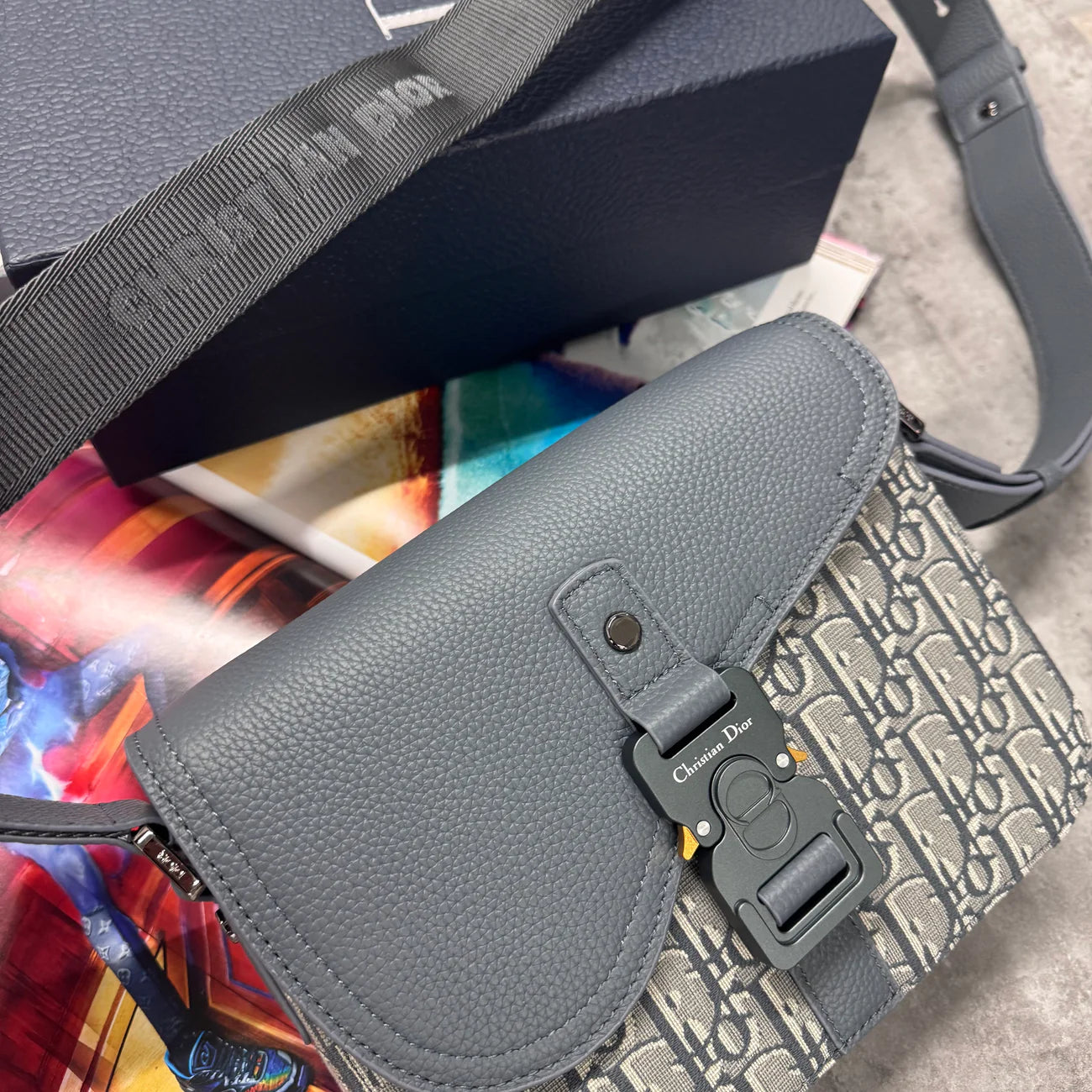 (PRE ORDER) CD SADDLE BAG - GREY