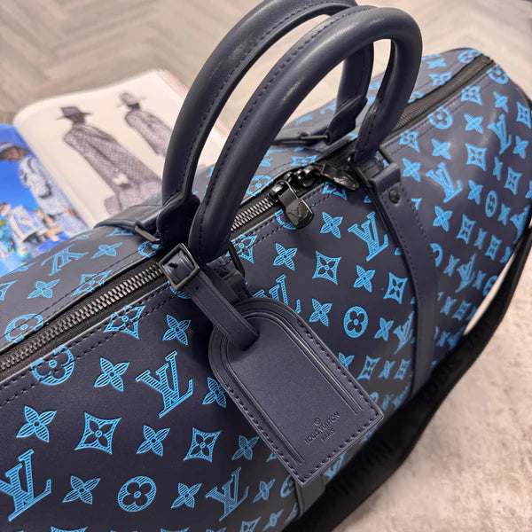 LVE DUFFEL BAG (50) - NAVY / BLUE