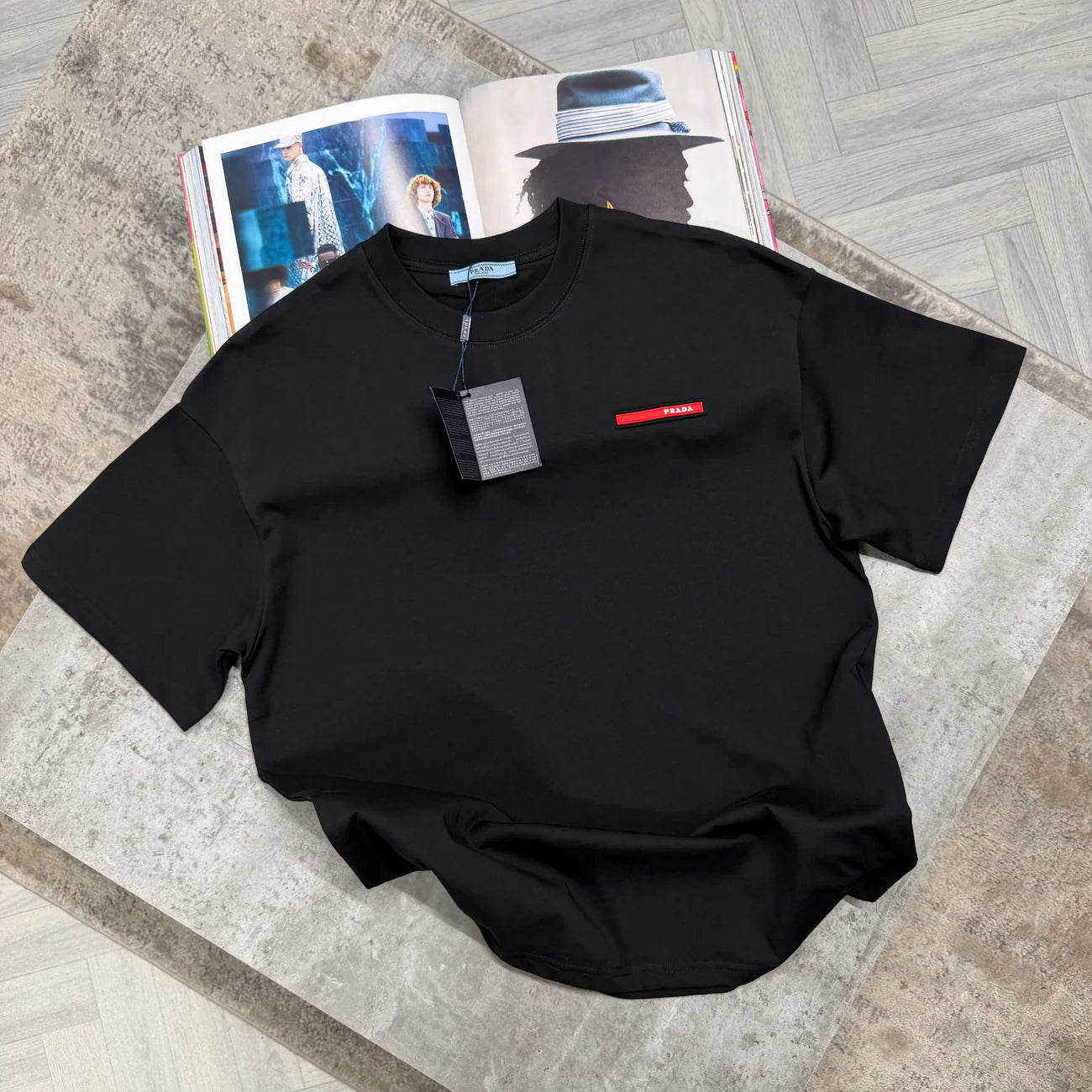 PDA LOGO TSHIRT - BLACK