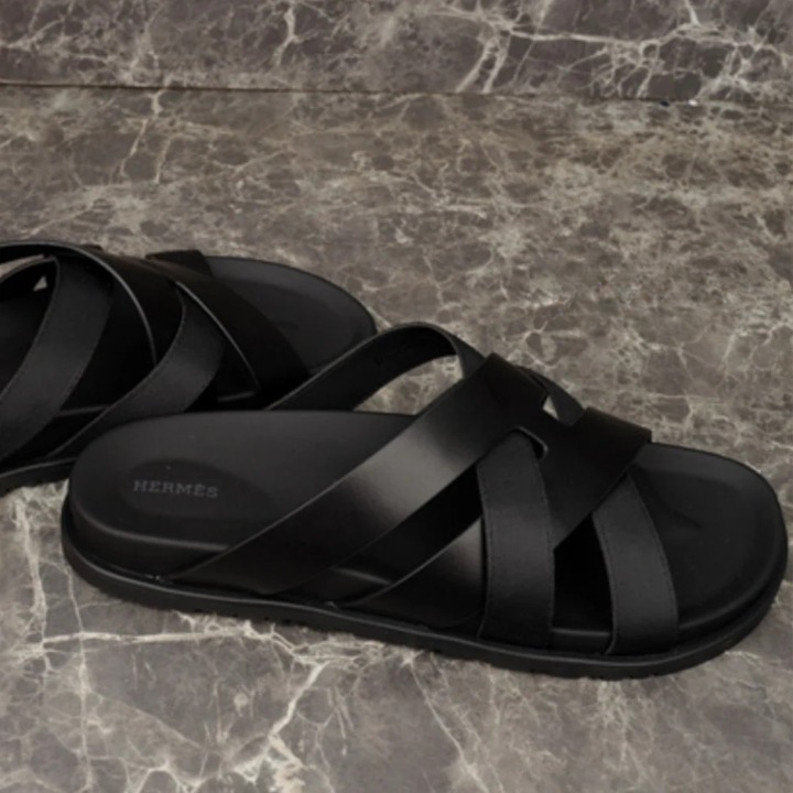 (PRE ORDER) H CROSSOVER SLIDES - BLACK