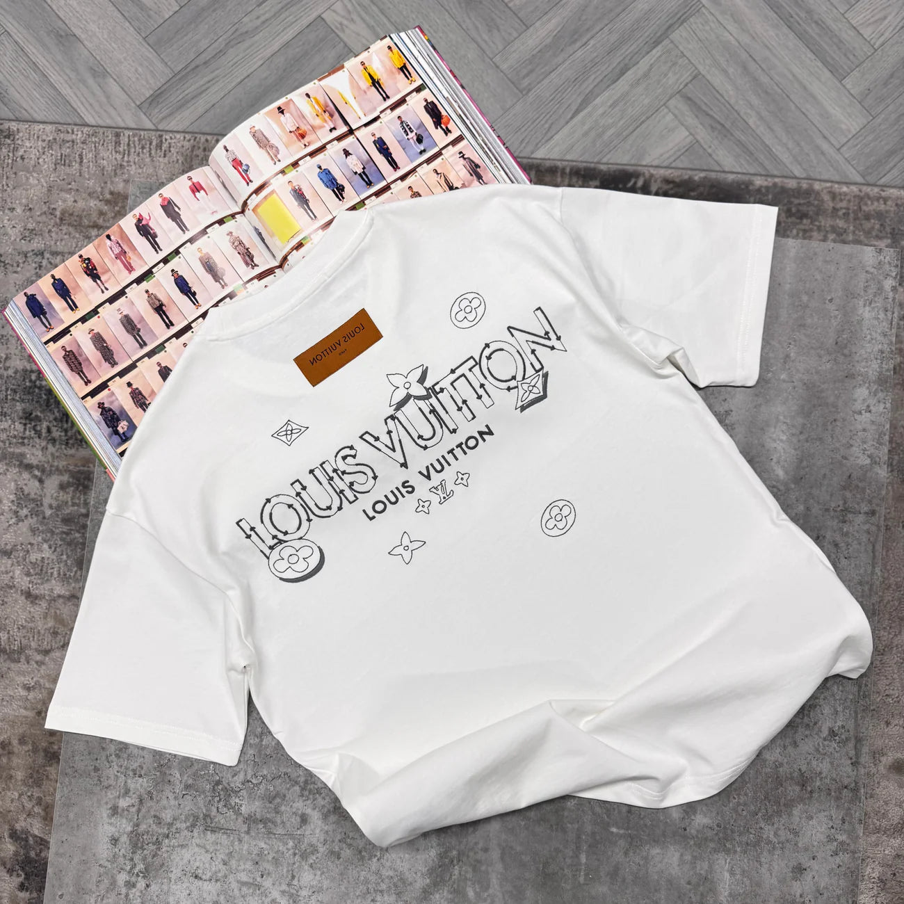 LVE T SHIRT - WHITE
