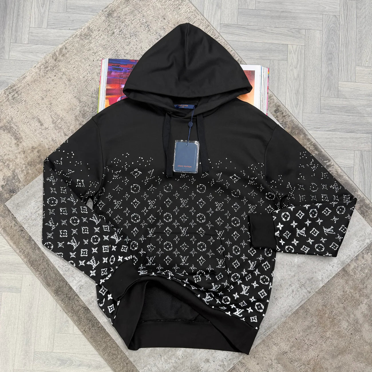 LVE MONOGRAM HOODIE - BLACK