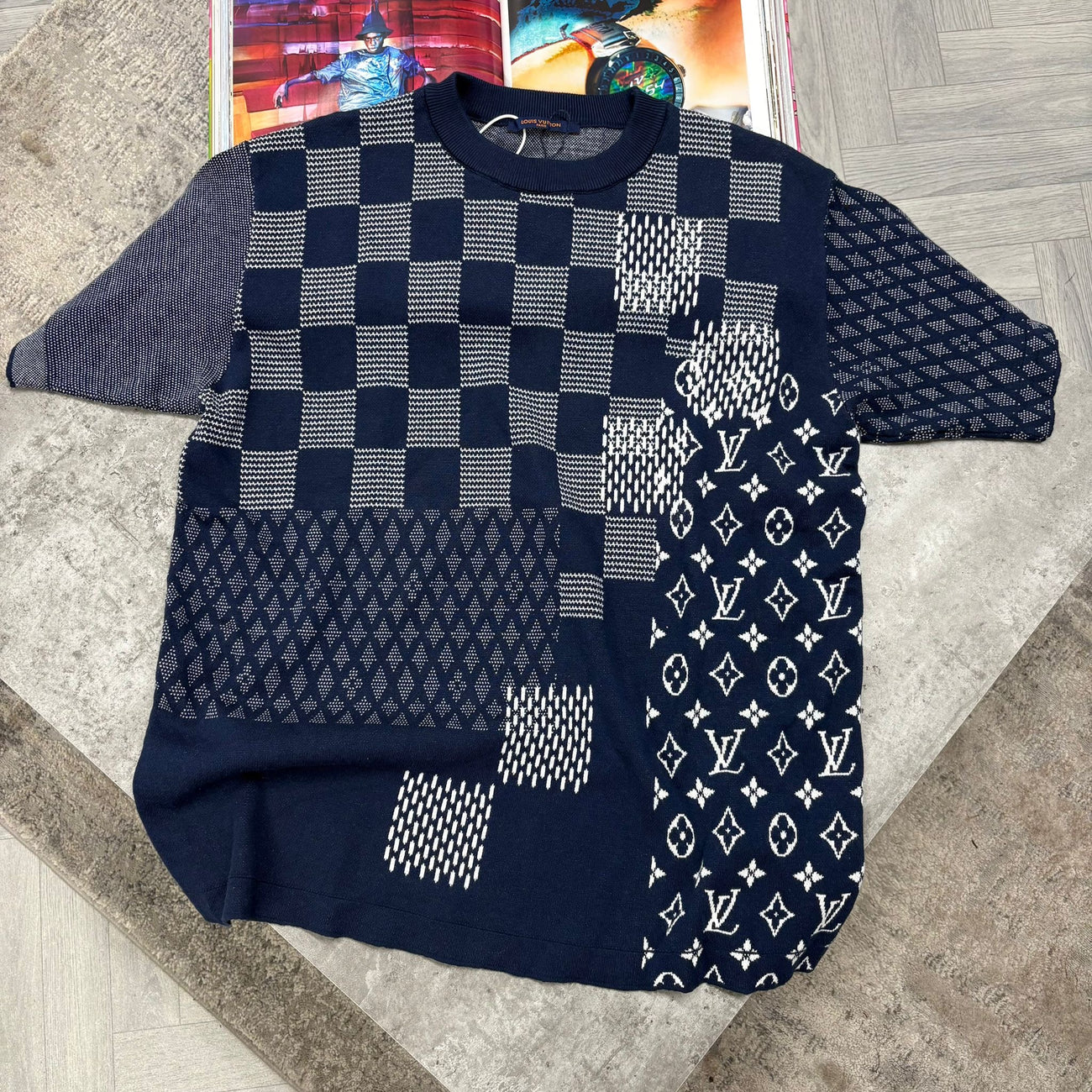LVE MONOGRAM TSHIRT - NAVY