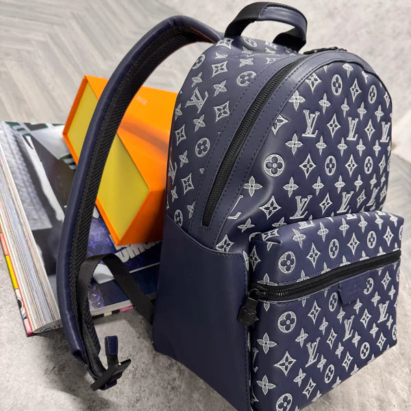 LVE MONOGRAM BACKPACK - NAVY
