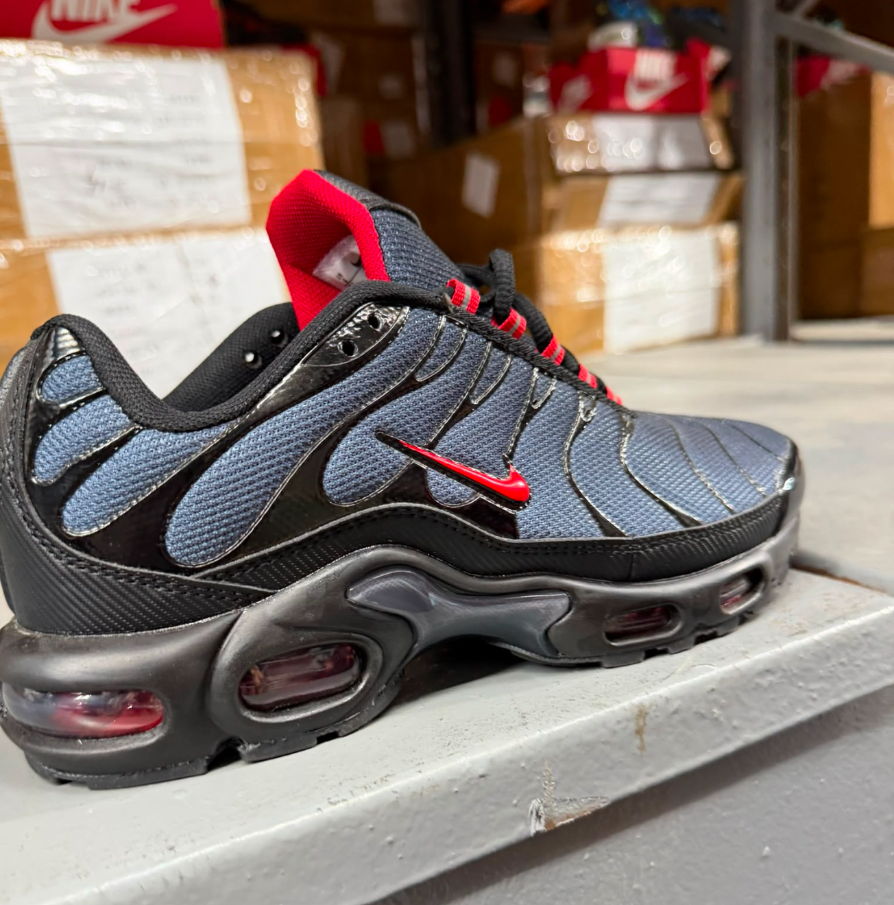 📸📸 NI TN TRAINER - BLACK/RED