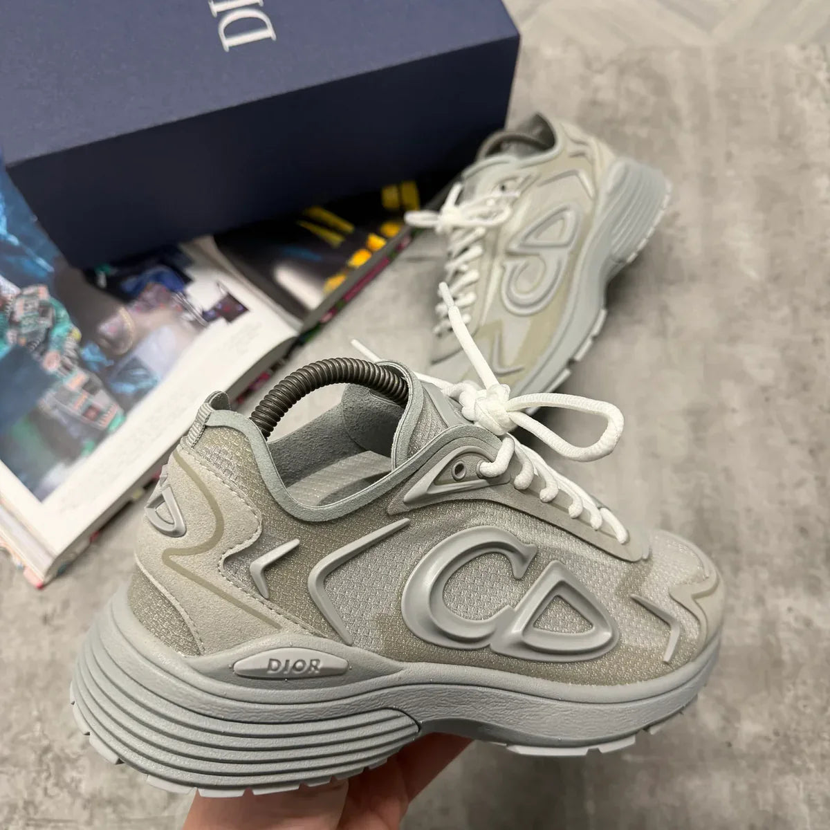 B30 TRAINER - GREY FROST