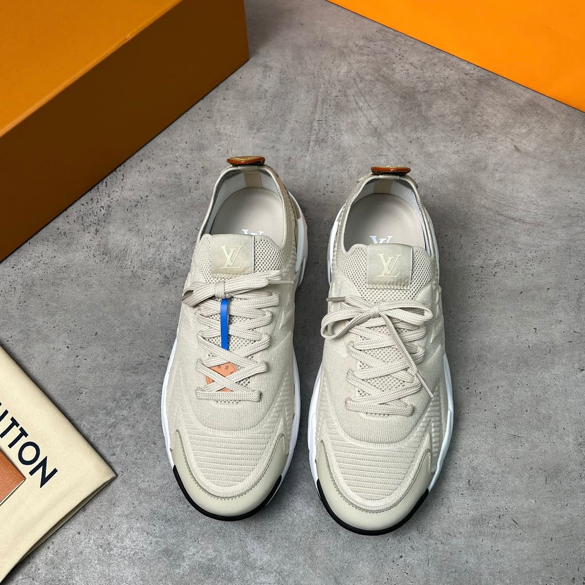 LVE TACTIC TRAINER - BEIGE