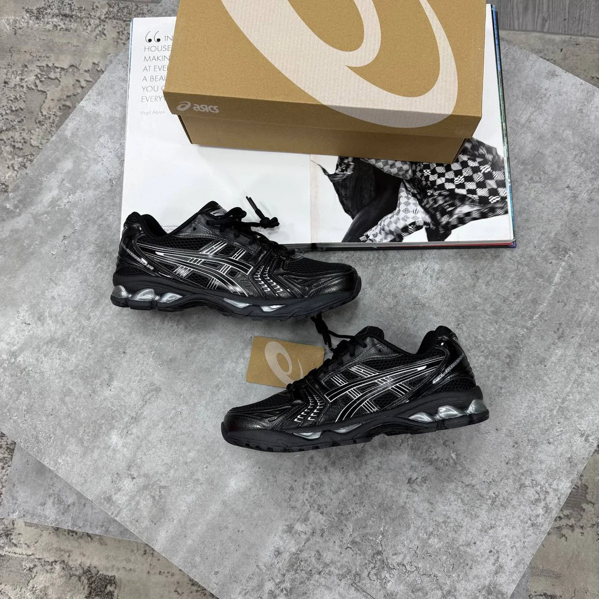 ACS KAYANO 14 TRAINERS - BLACK/SILVER