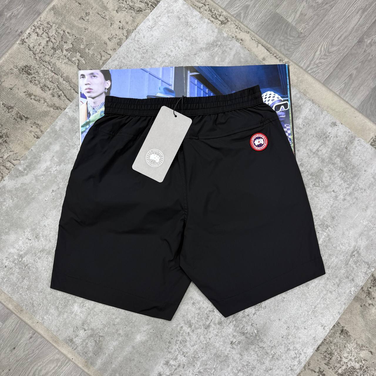 CG RED BADGE SHORTS - BLACK