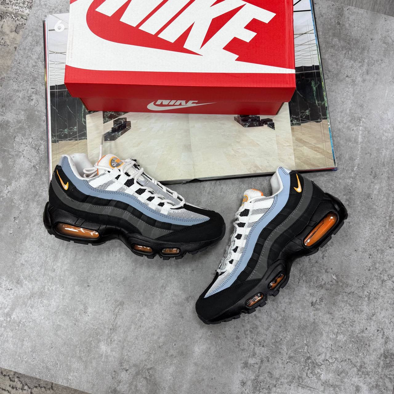 NI 95 TRAINERS - BLACK BRIGHT CERAMIC