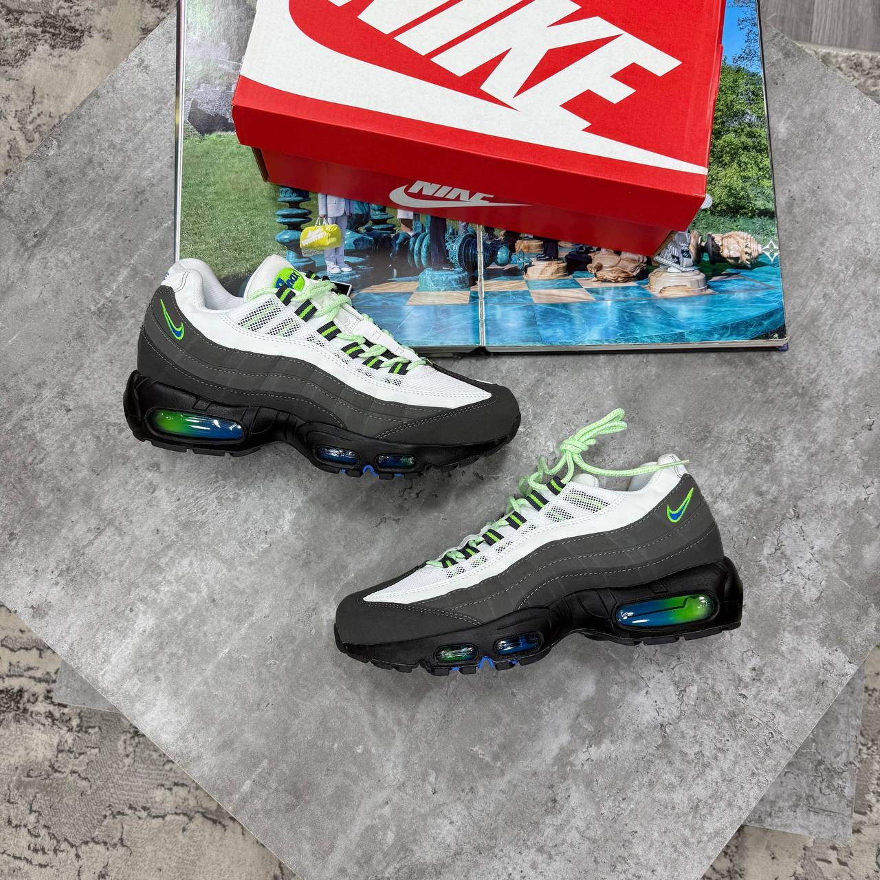NI 95 TRAINERS - WHITE / CHARCOAL