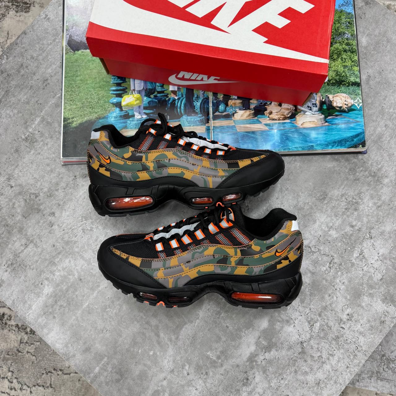 NI 95 TRAINERS - ORANGE CAMO